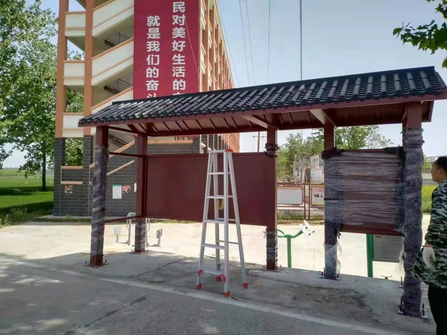 道路建設公交候車亭來圖定制當日價格