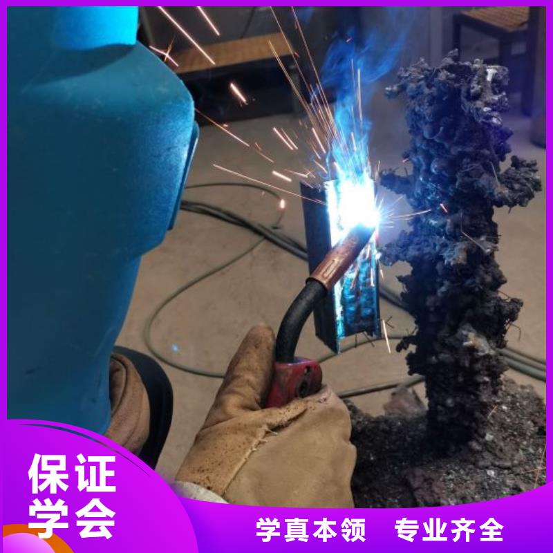 焊接学校,挖掘机培训正规学校专业齐全