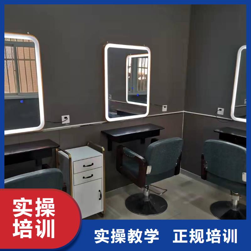 【美发培训学校】学装载机铲车叉车学费多少钱就业本地服务商