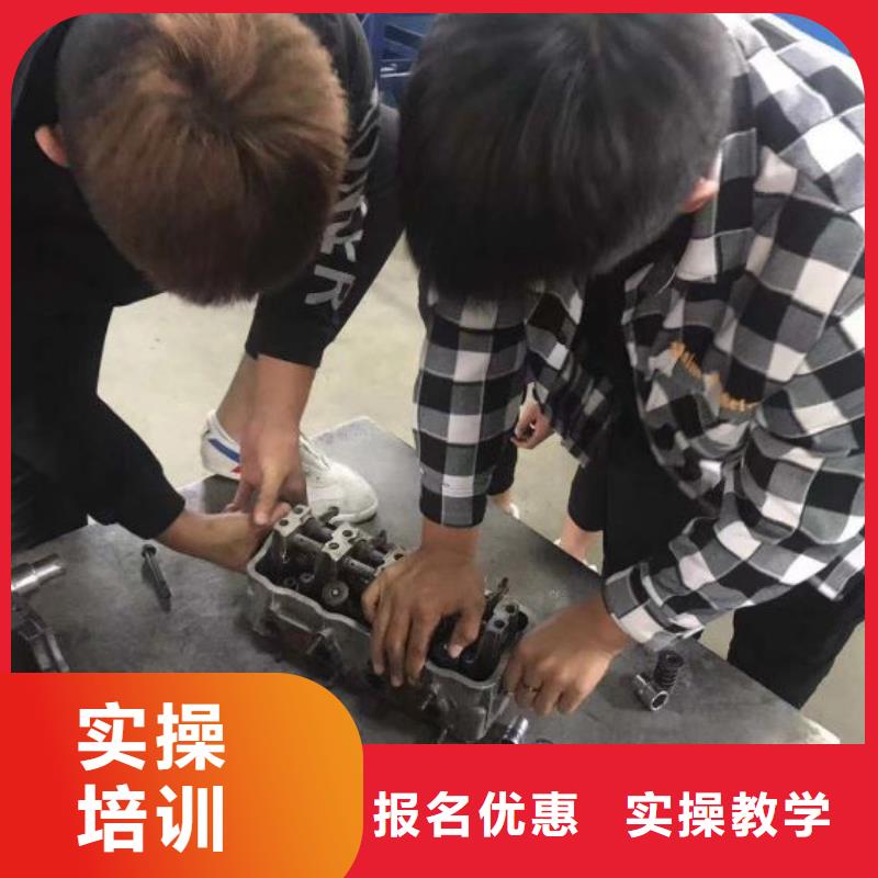 汽修培训学校-挖掘机培训学校就业不担心校企共建