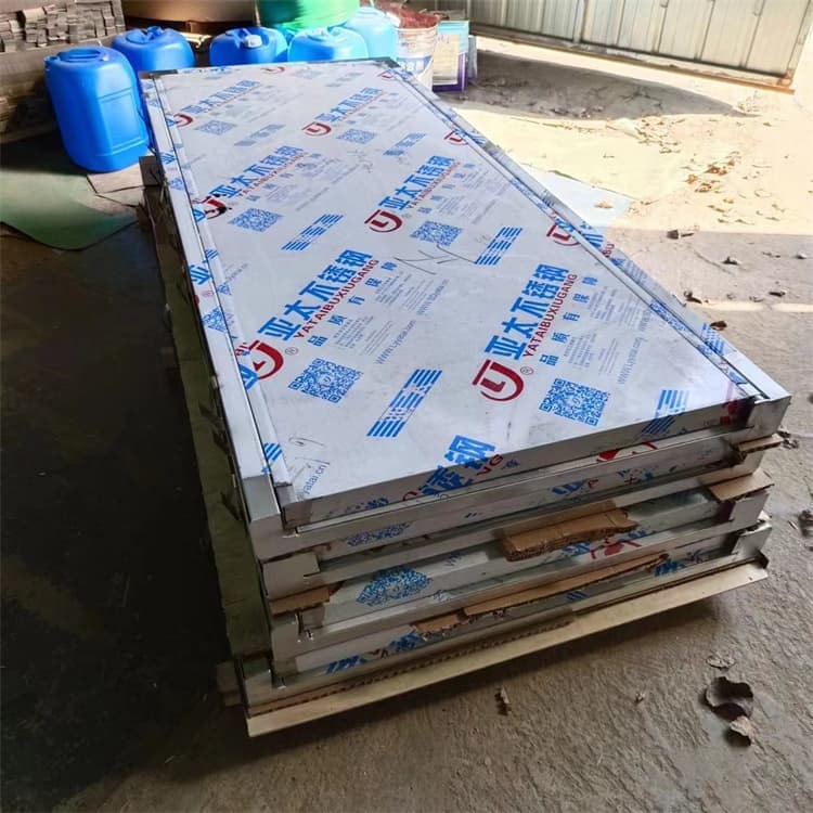库存充足的放疗中心铅门厂家