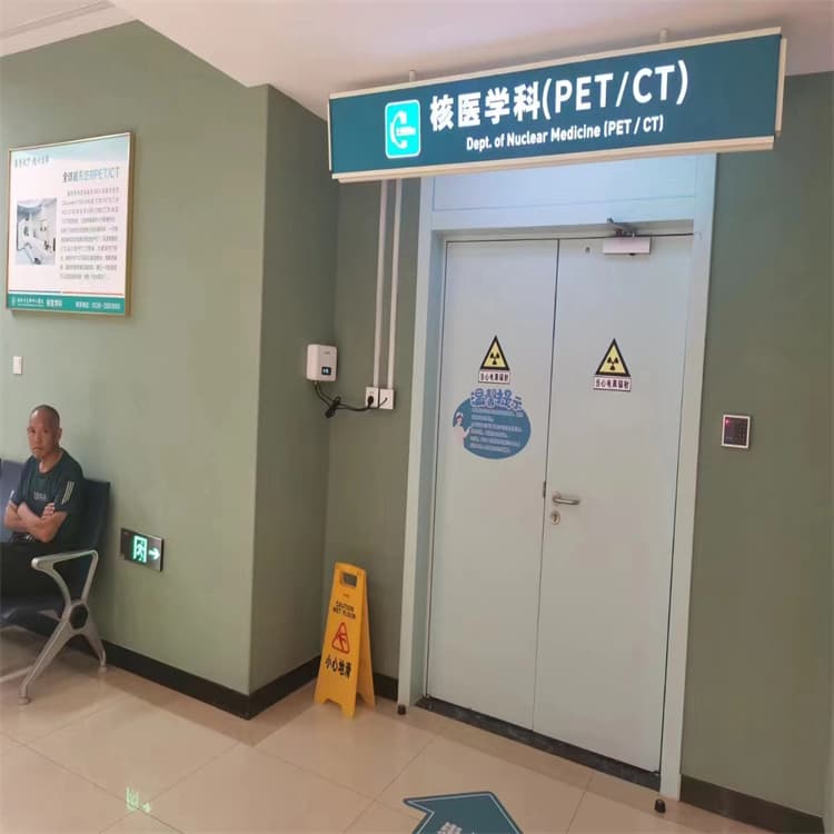 手動(dòng)不銹鋼鉛門廠家價(jià)格便宜