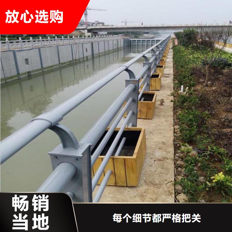 公路高速護欄質(zhì)量放心互贏互利多種規(guī)格庫存充足