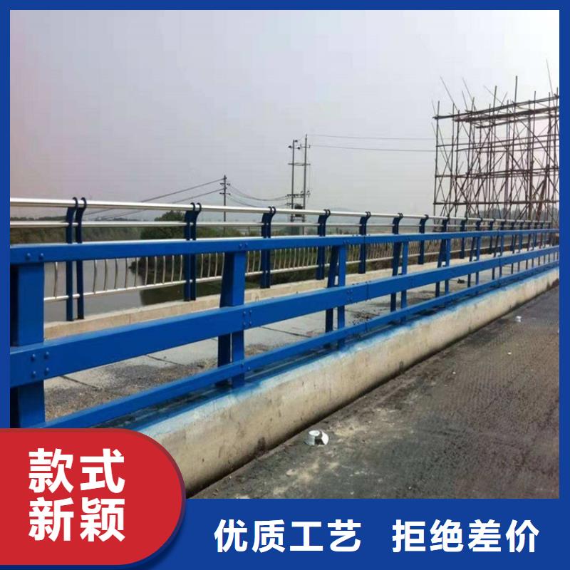 護(hù)欄道路護(hù)欄自產(chǎn)自銷細(xì)節(jié)展示