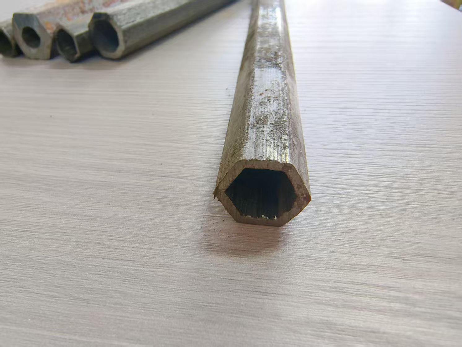 選購冷拔六角管認準中升管業(yè)有限公司