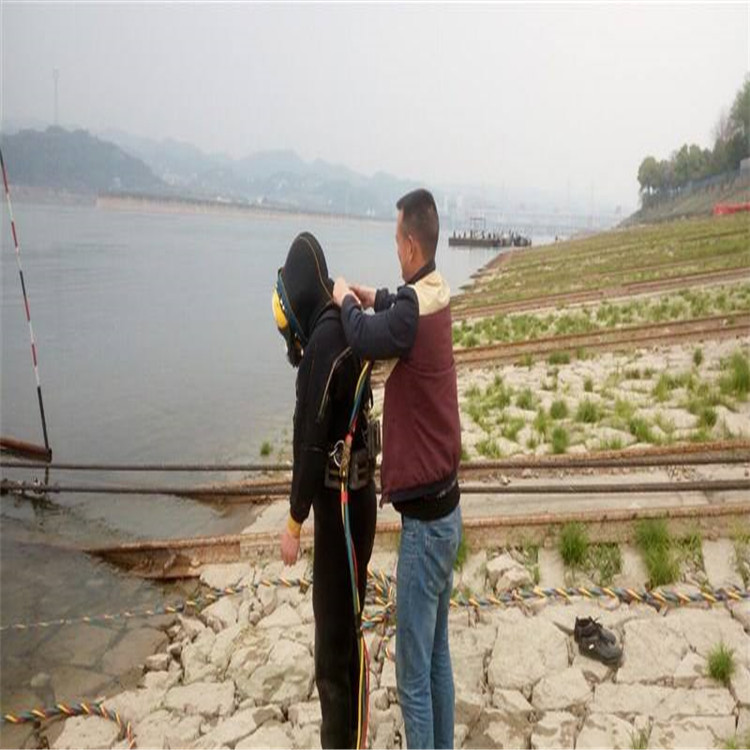 十堰市水下救援打撈公司-承接各種水下打撈