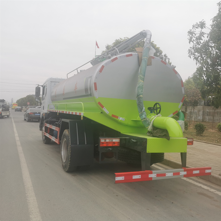 國六新規(guī)車廂雞場8噸雞糞轉(zhuǎn)運車全國發(fā)貨