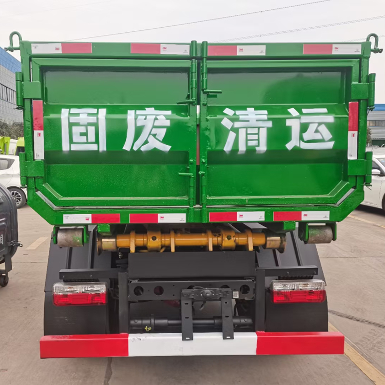 全國聯(lián)保18噸糞肥豬糞清理車無中間商本地經(jīng)銷商