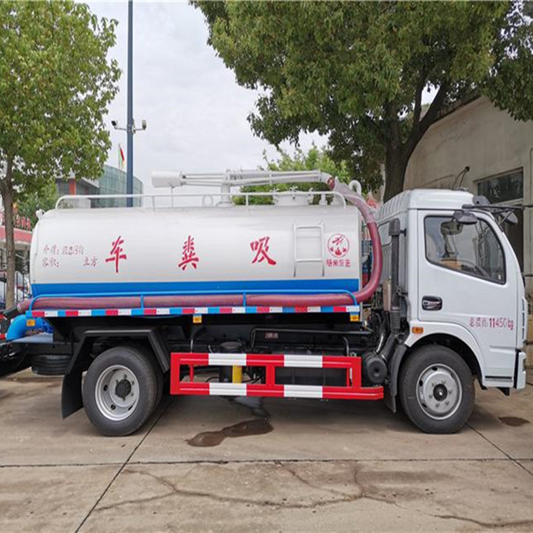 泥漿糞水轉(zhuǎn)運車18方豬場糞便有機肥清運車免費拿樣廠家擁有先進的設(shè)備