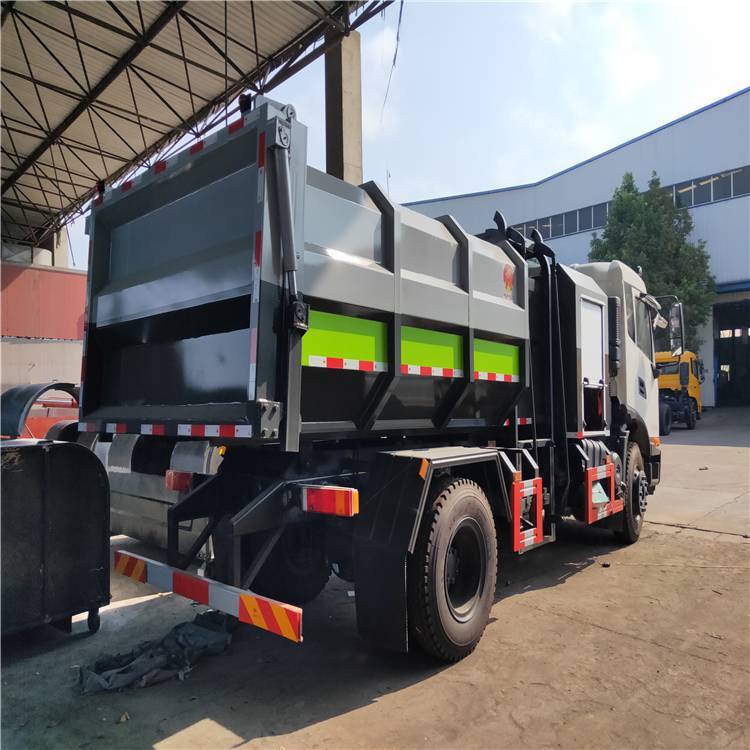 買10臺10噸牛糞清運(yùn)車實(shí)體廠家同城供應(yīng)商