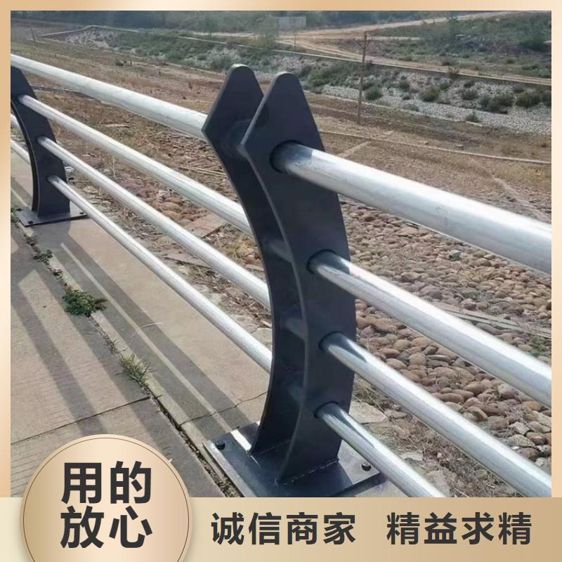 防撞護(hù)欄立柱匠心打造做工精細(xì)