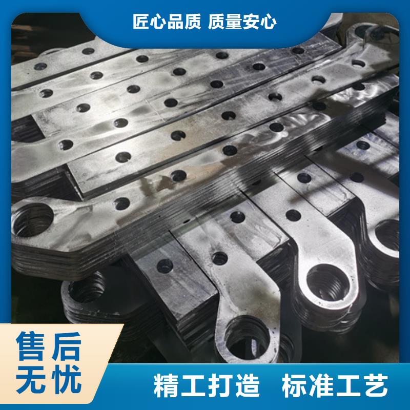 防撞不銹鋼復(fù)合管護(hù)欄立柱-按需定制質(zhì)檢嚴(yán)格