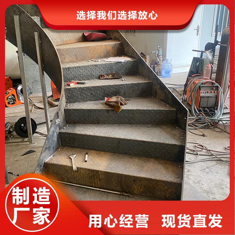 商業(yè)大廈旋轉(zhuǎn)不銹鋼梯多種規(guī)格工廠直銷(xiāo)