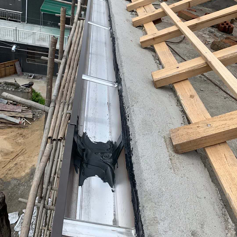 附近别墅金属成品雨水槽厂家