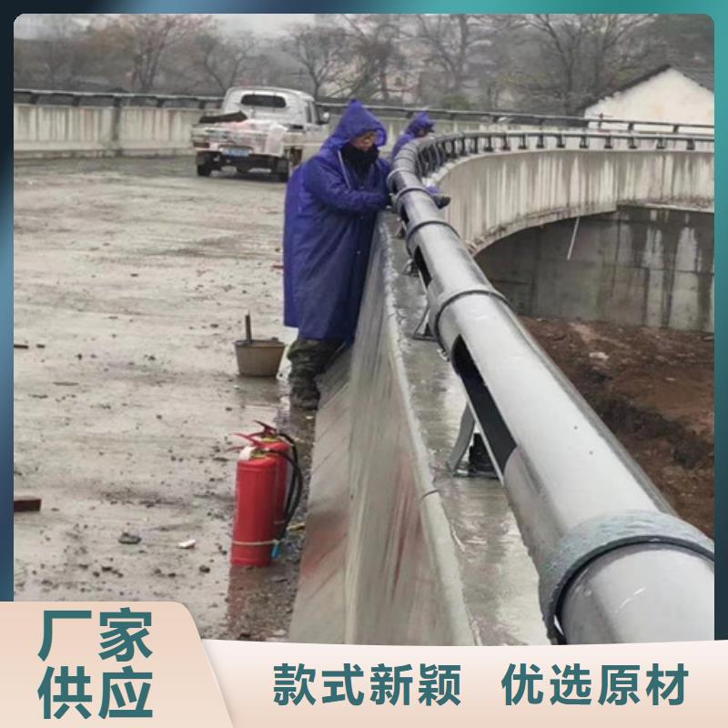 專業(yè)銷售橋梁防撞護欄-全國配送敢與同行比價格