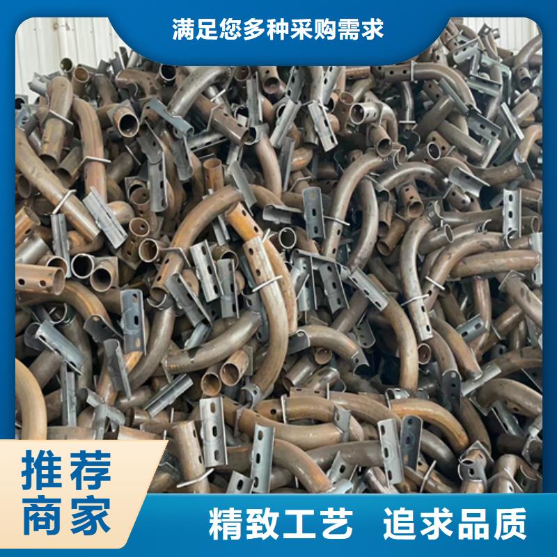 定制波形梁護(hù)欄的廠家廠家現(xiàn)貨批發(fā)