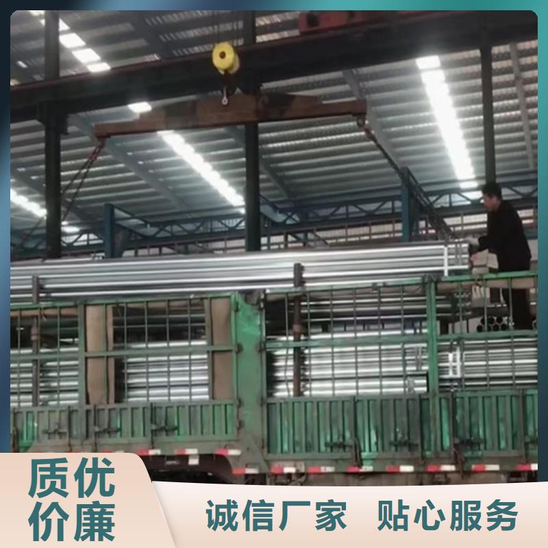 Gr-A-4E波形護欄服務(wù)完善當?shù)厣a(chǎn)商