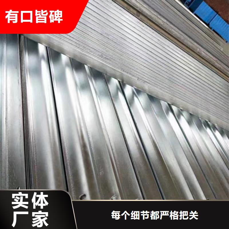Gr-A-4E波形護(hù)欄還是我們品質(zhì)好{當(dāng)?shù)貆生產(chǎn)商