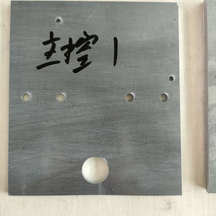 優(yōu)質(zhì)墻面防護(hù)鉛板的生產(chǎn)廠家