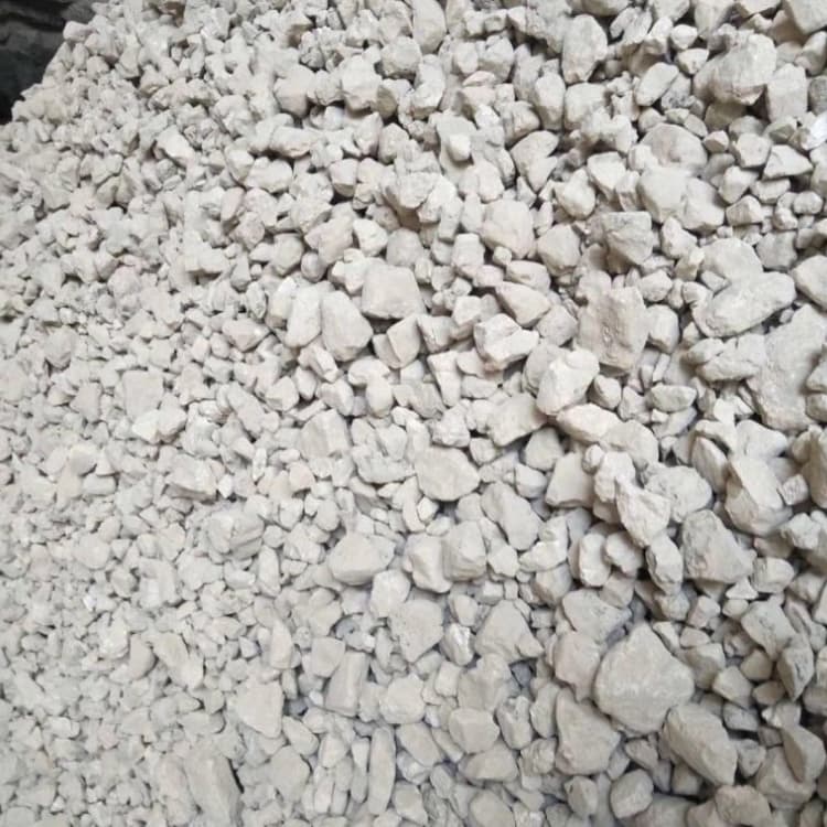 石灰生石灰塊 高品質(zhì)現(xiàn)貨銷售