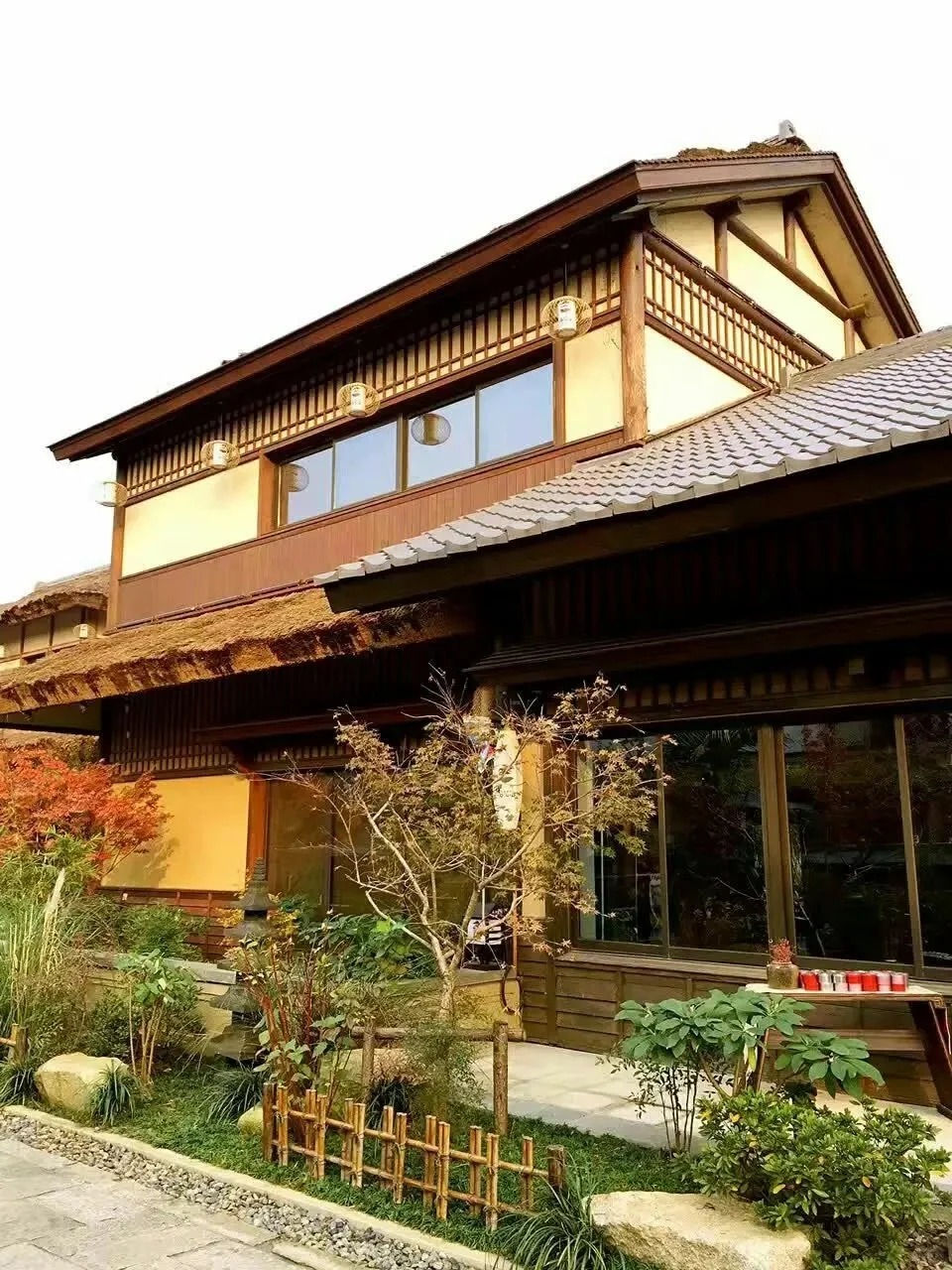 仿泥巴稻草漆，民宿改造，美麗鄉(xiāng)村，稻秸稈漆施工全包價