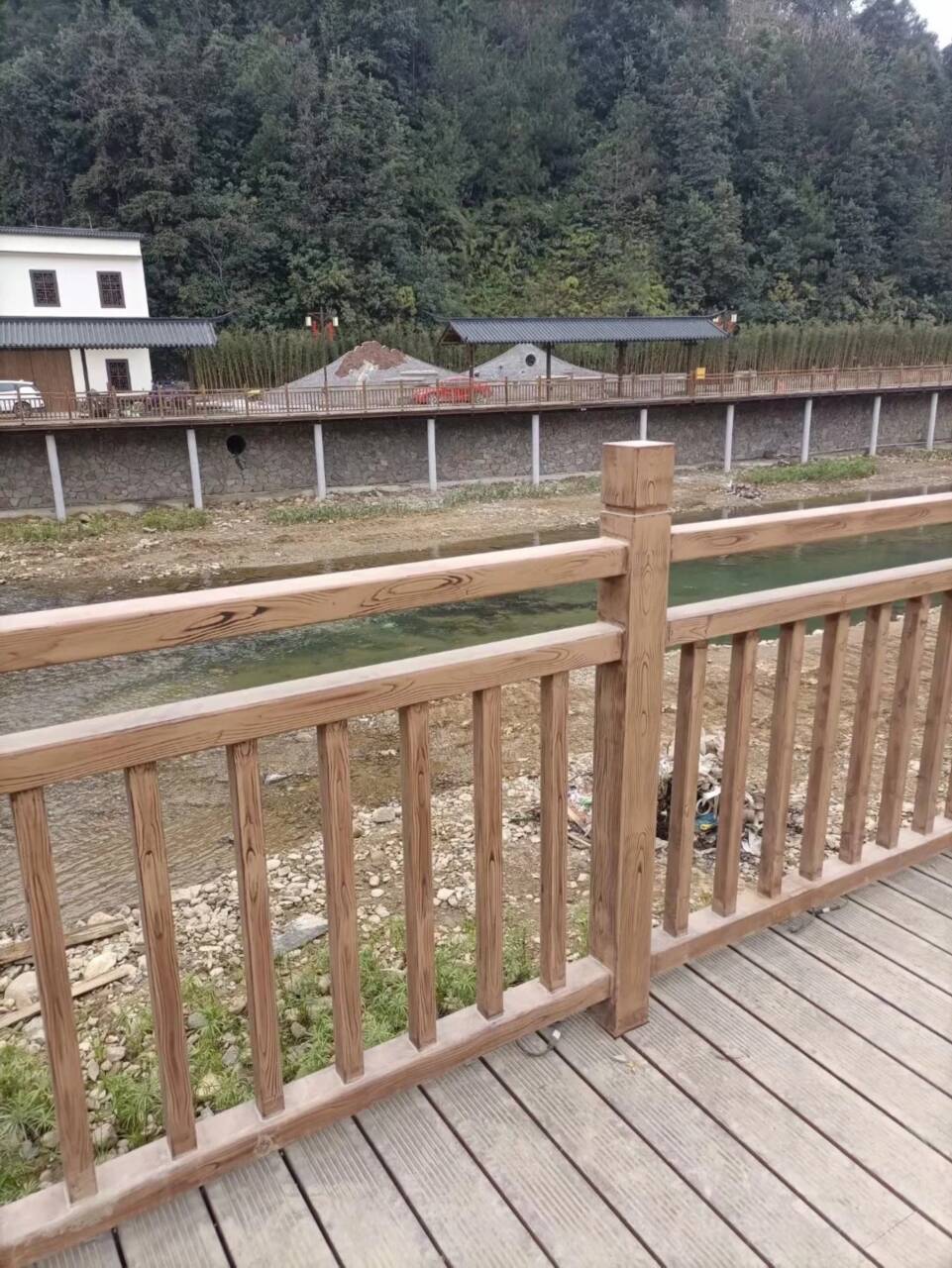 棧道護欄木紋漆批發(fā)施工同城供應(yīng)商