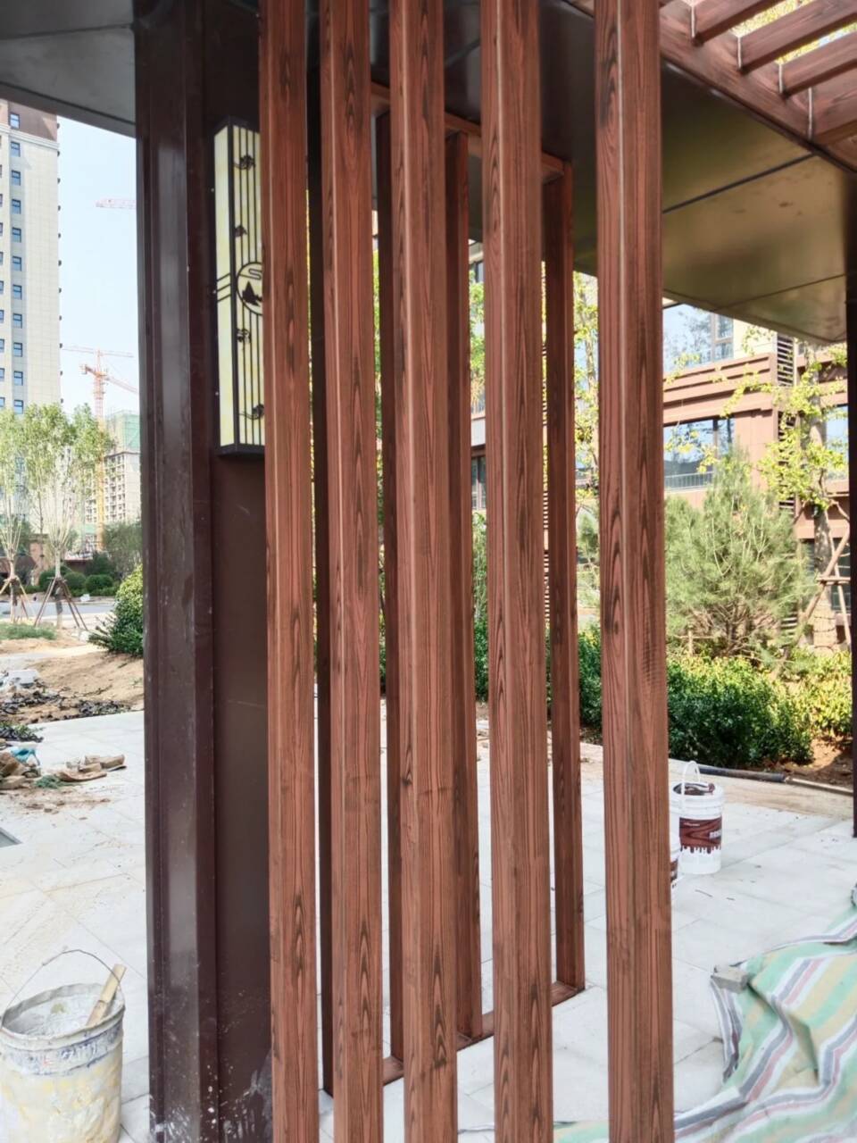 园林建筑木纹漆，内外墙木纹漆，艺术涂料厂家定制