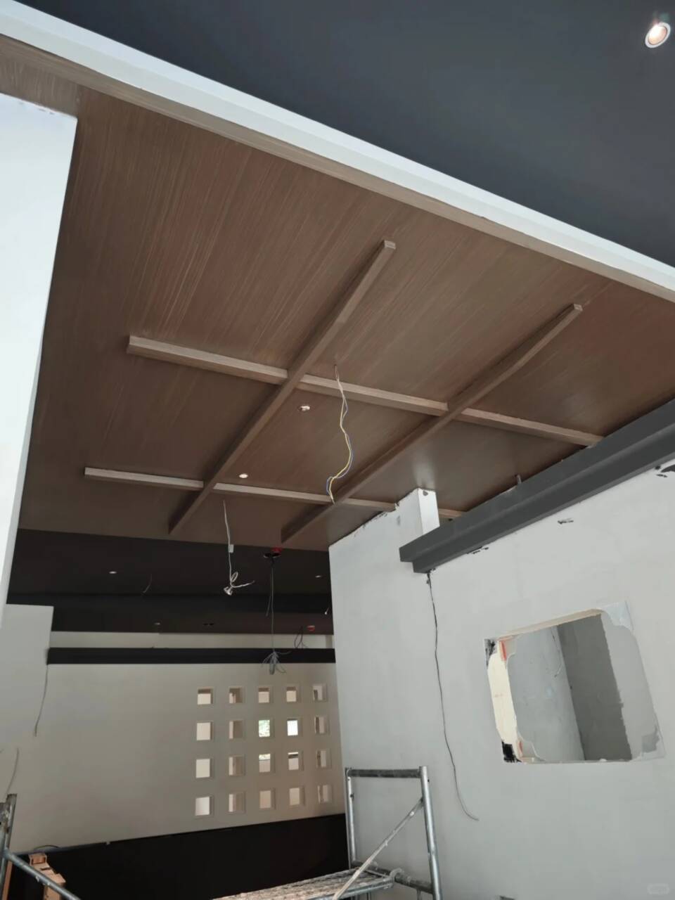 园林建筑木纹漆，内外墙木纹漆，艺术涂料厂家施工
