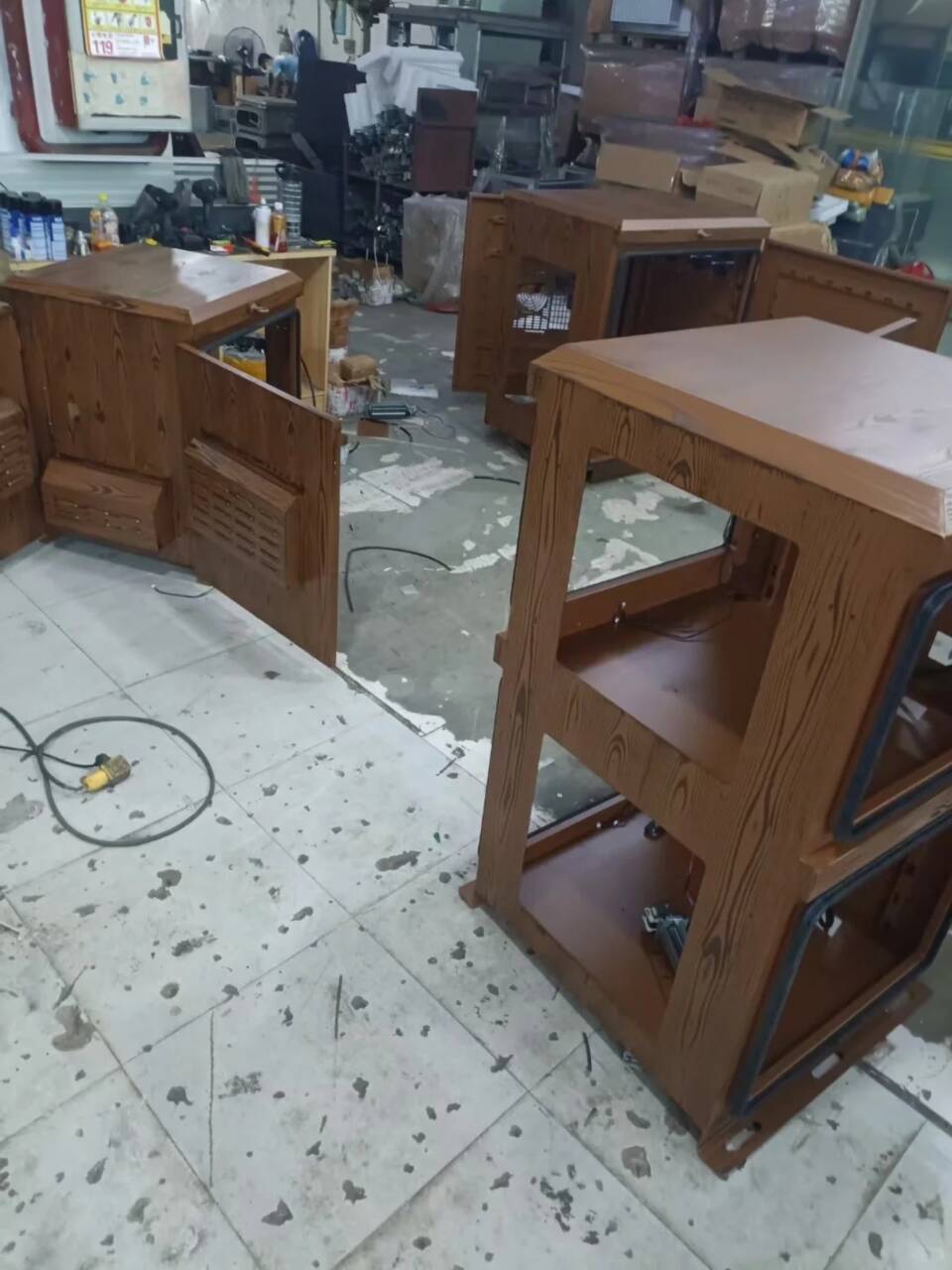 不銹鋼仿木紋漆，長(zhǎng)廊花架木紋漆，水性木紋漆施工廠家