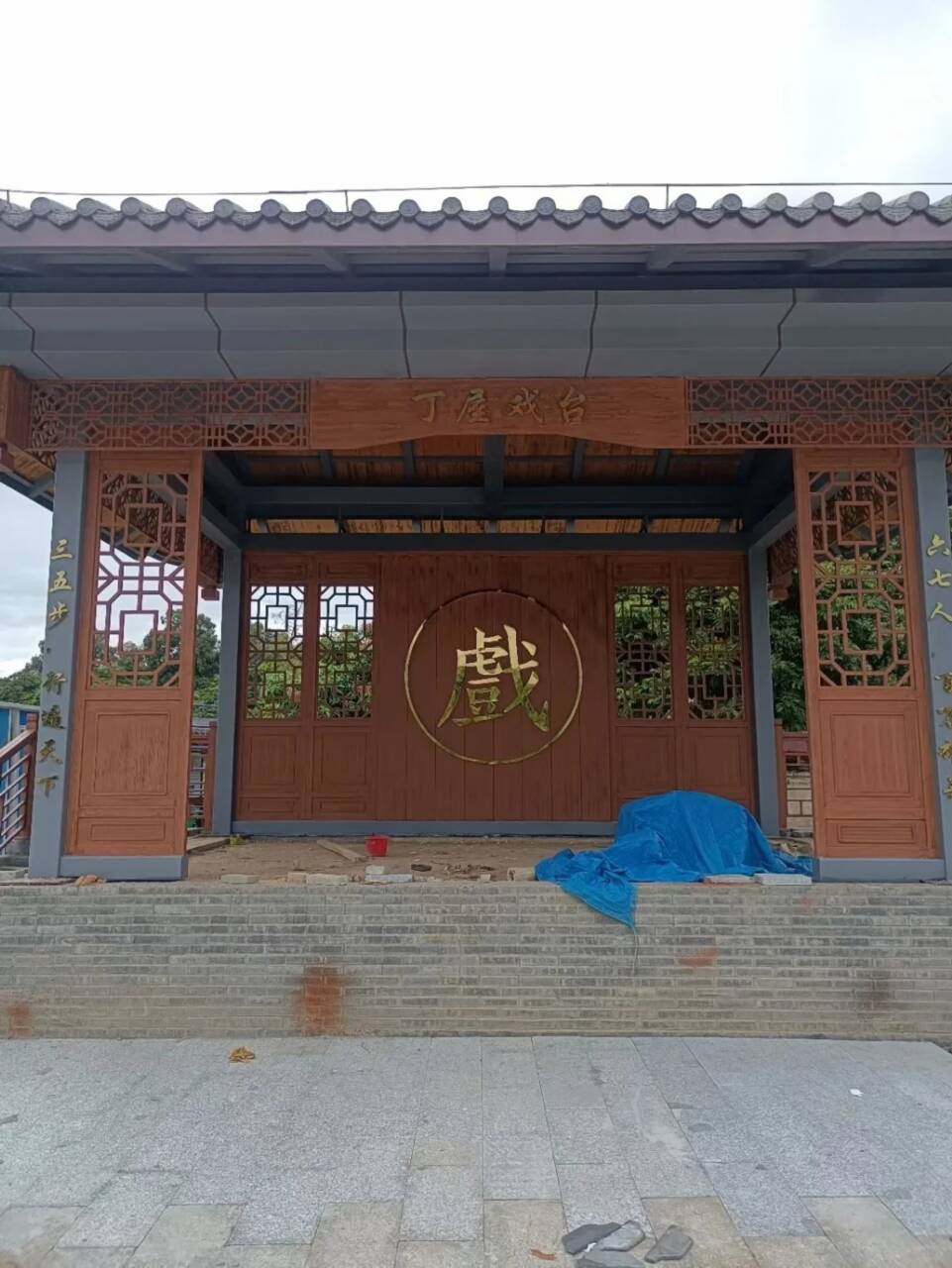 廊架护栏木纹漆，钢结构仿木纹漆，仿古木纹漆源头批发