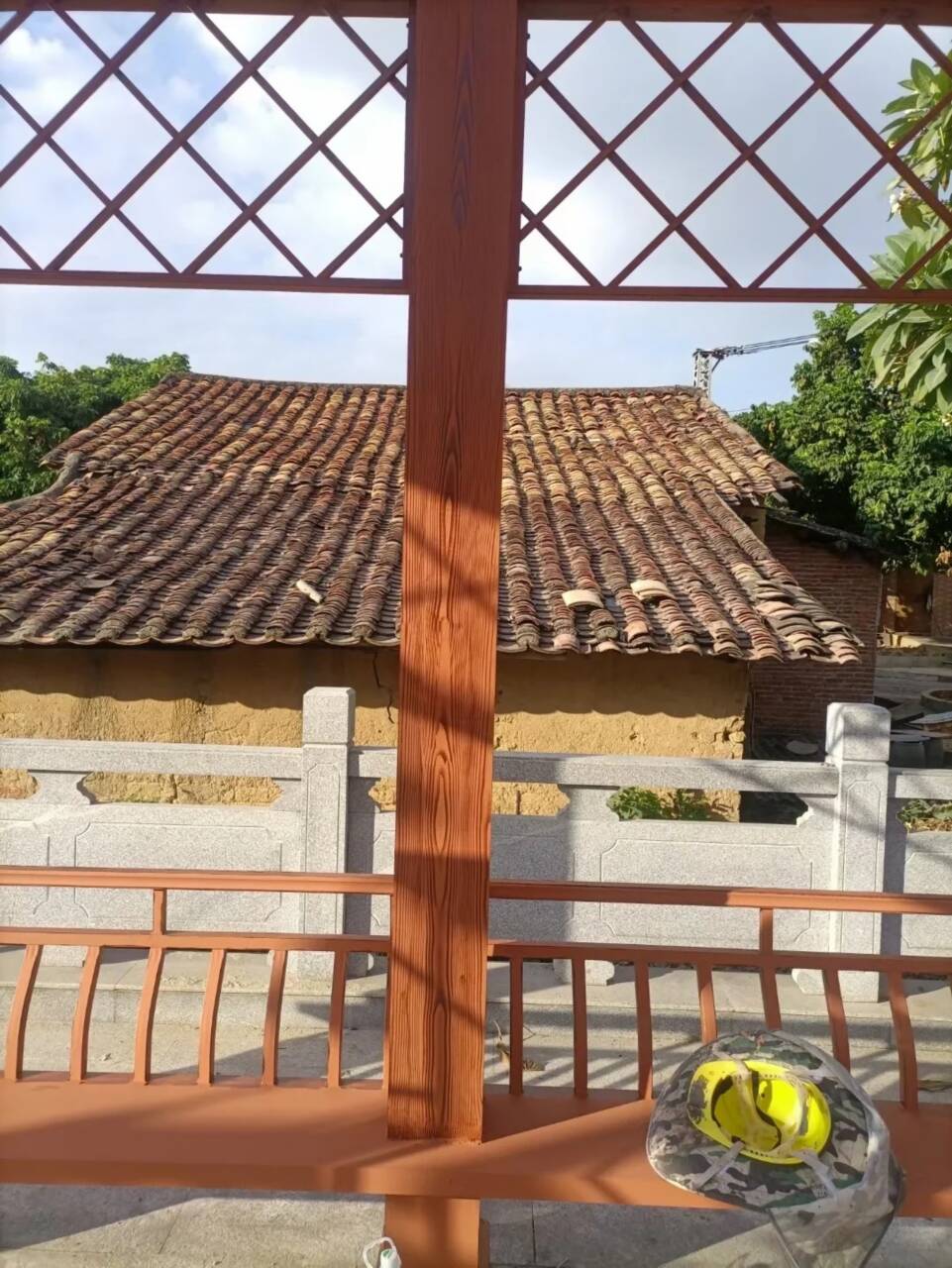 鋼結(jié)構(gòu)金屬面木紋漆廠家施工#鐵藝花架#仿古建筑#涼亭廊架