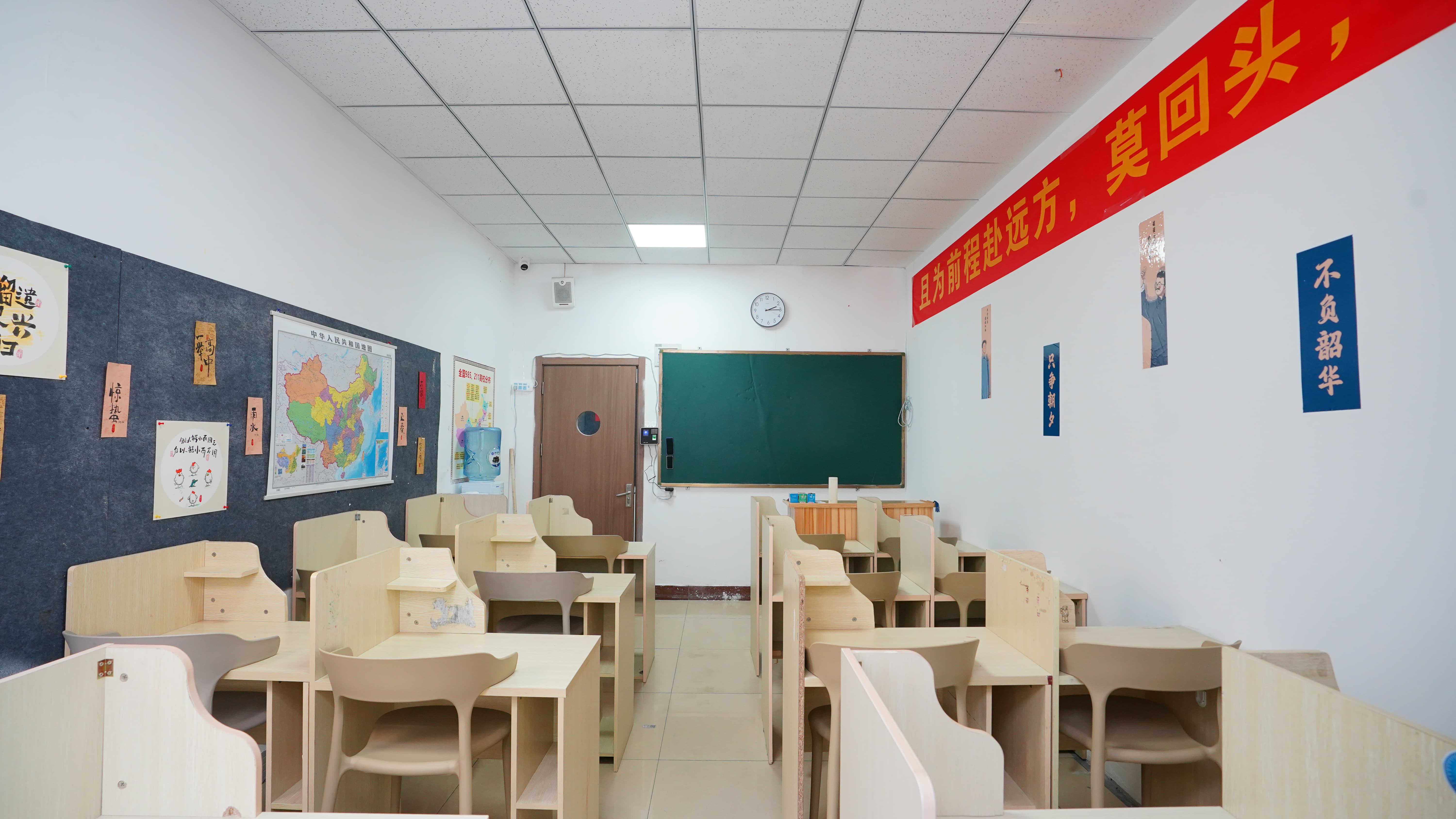 艺考文化课,高考复读晚上班报名优惠