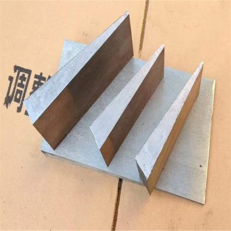 斜墊鐵,鑄鐵平臺(tái)廠(chǎng)家發(fā)貨及時(shí)
