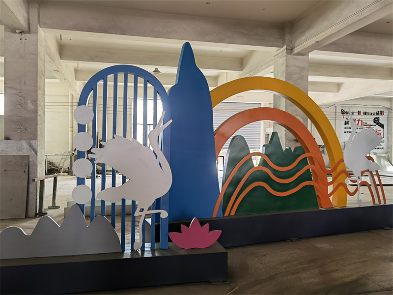 公園景觀小品成品移動衛(wèi)生間貨源穩(wěn)定