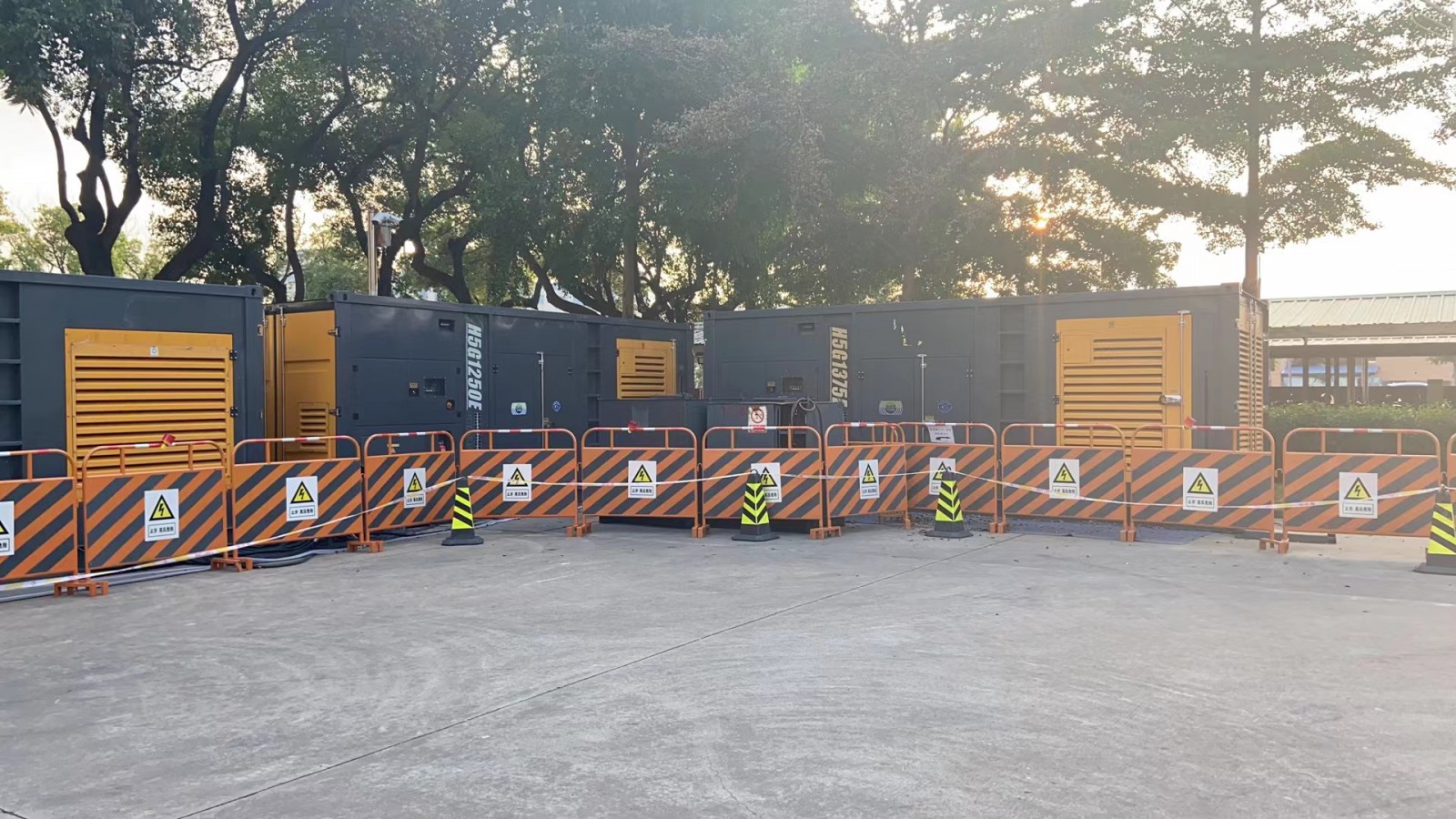 发电机出租租赁发电机电缆线出租备用电源出租应急发电机出租500kw发电机租赁服务热情技术精湛