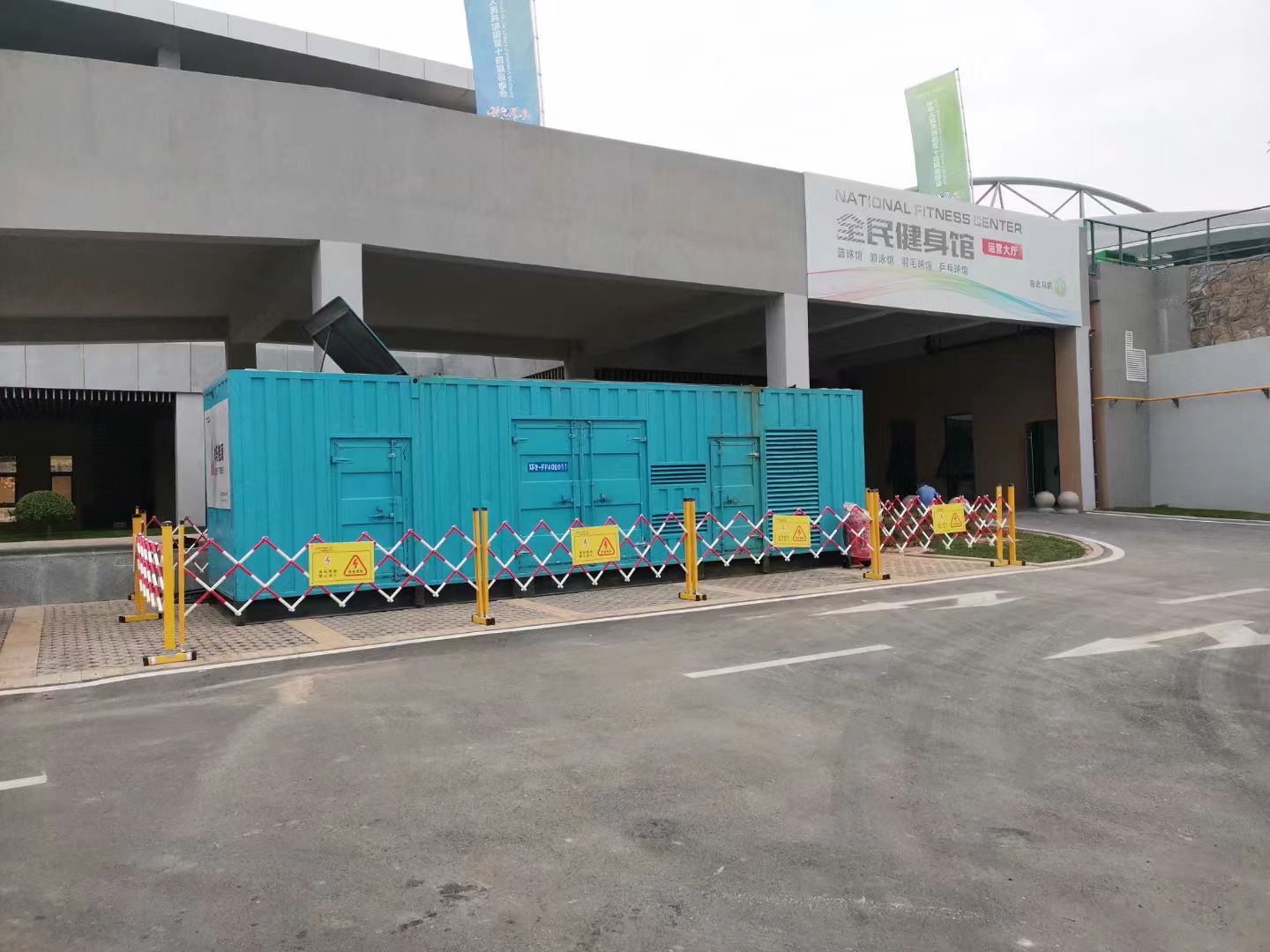 200KW發(fā)電機(jī)出租租賃400KW發(fā)電機(jī)電纜線出租UPS電源出租租賃應(yīng)急電源值得信賴同城供應(yīng)商