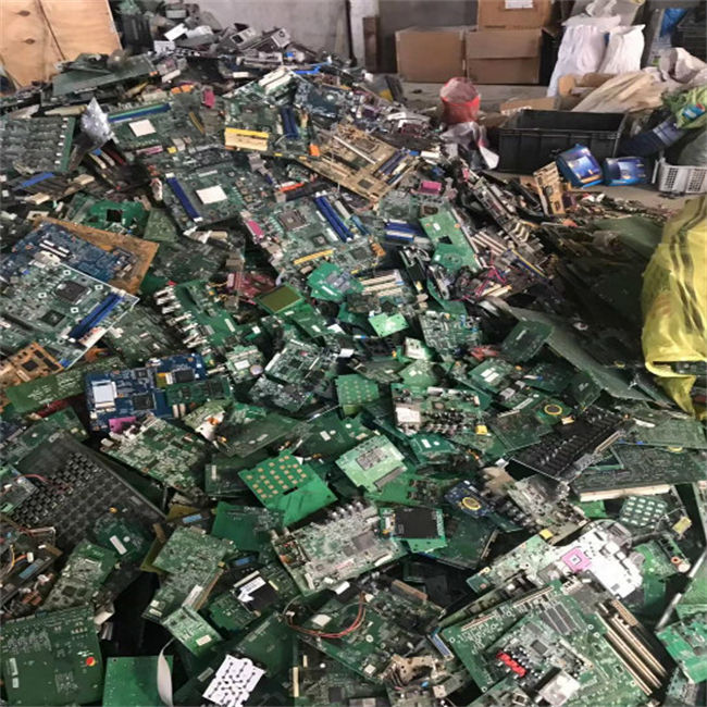 電路板回收太陽能發(fā)電板誠信高價
