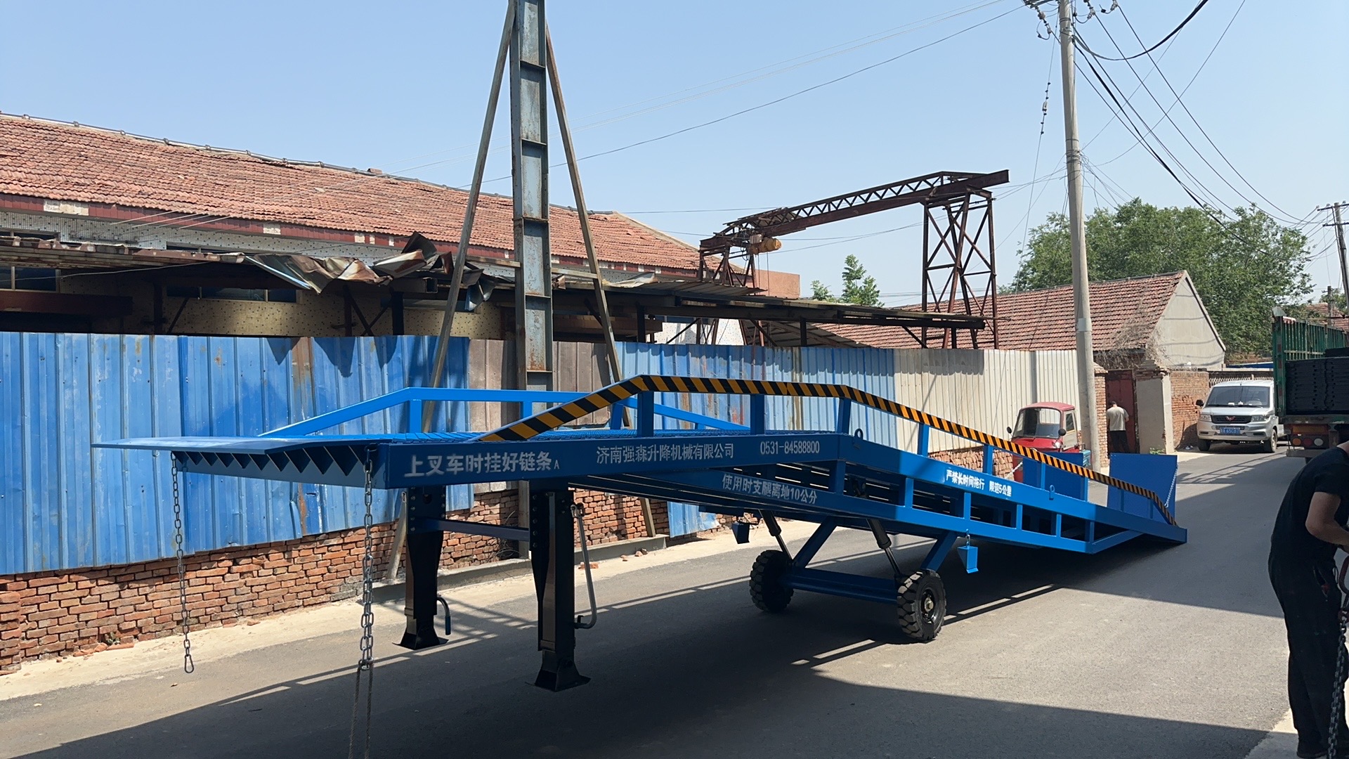 液壓式固定登車橋訂制當(dāng)?shù)刎浽?></div>
				<h3>液壓式固定登車橋訂制當(dāng)?shù)刎浽?/h3> 
				<div   id=