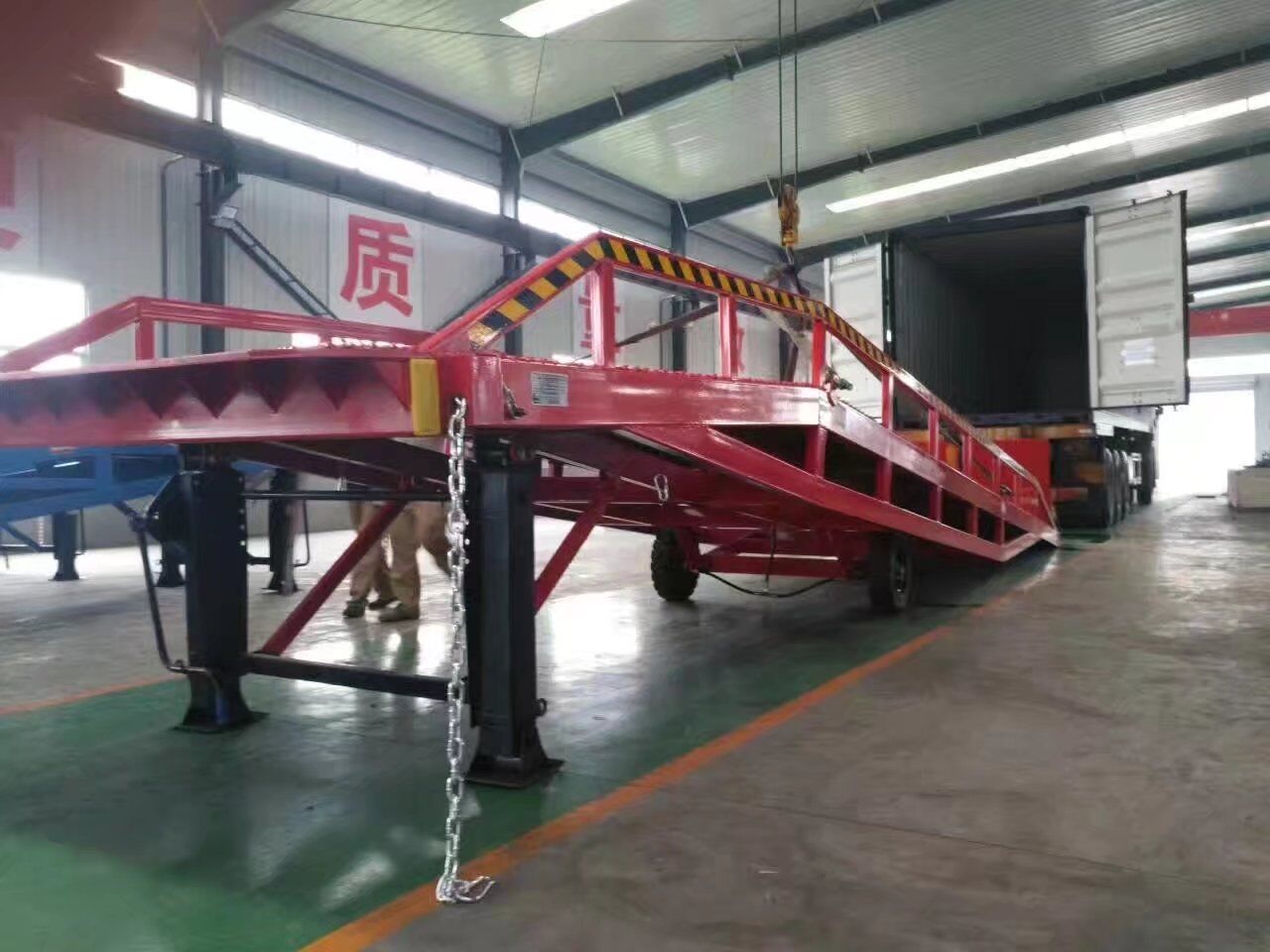 移动登车桥价格生产