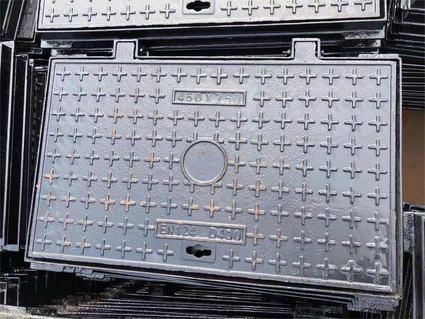 輕型700*800井蓋現(xiàn)貨批發(fā)建通鑄造廠家
