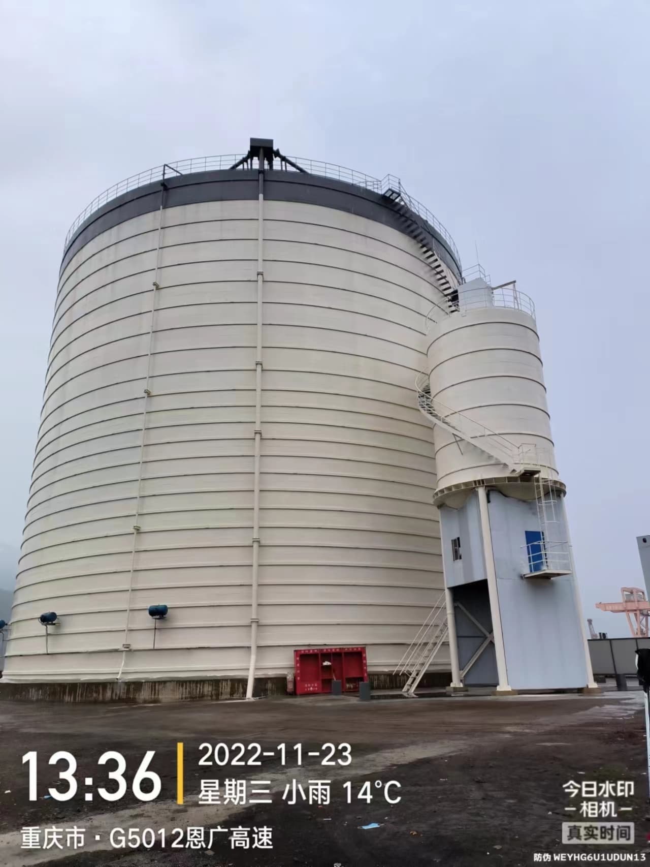 1万吨粉煤灰钢板库规格介绍
