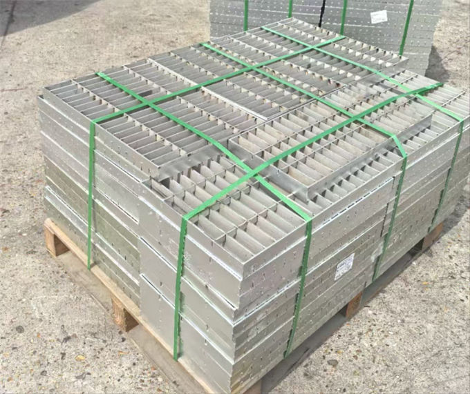 不锈钢井盖热镀锌排水沟盖板品质做服务