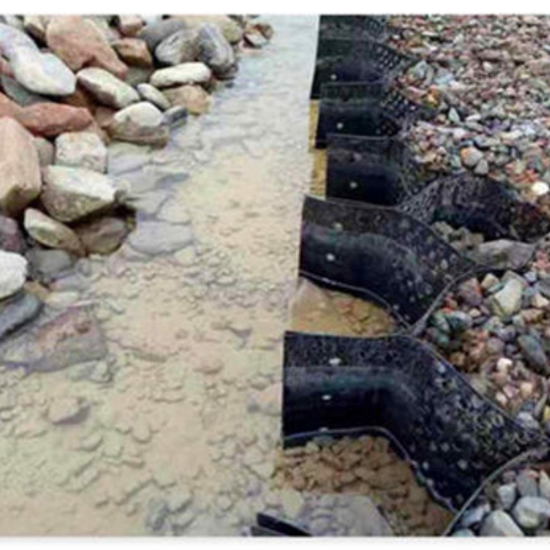 蜂巢格室塑料排水板厂家直销