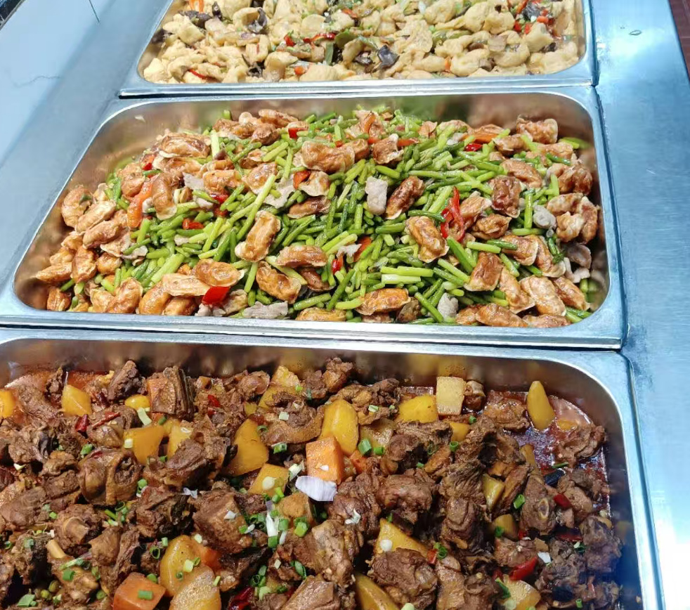 食堂承包-食堂承包11元/天收费合理