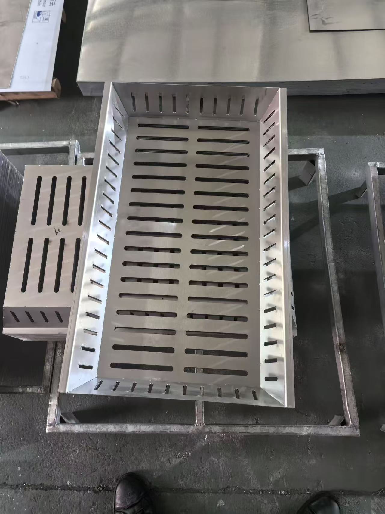 井盖-不锈钢篦子货到付款