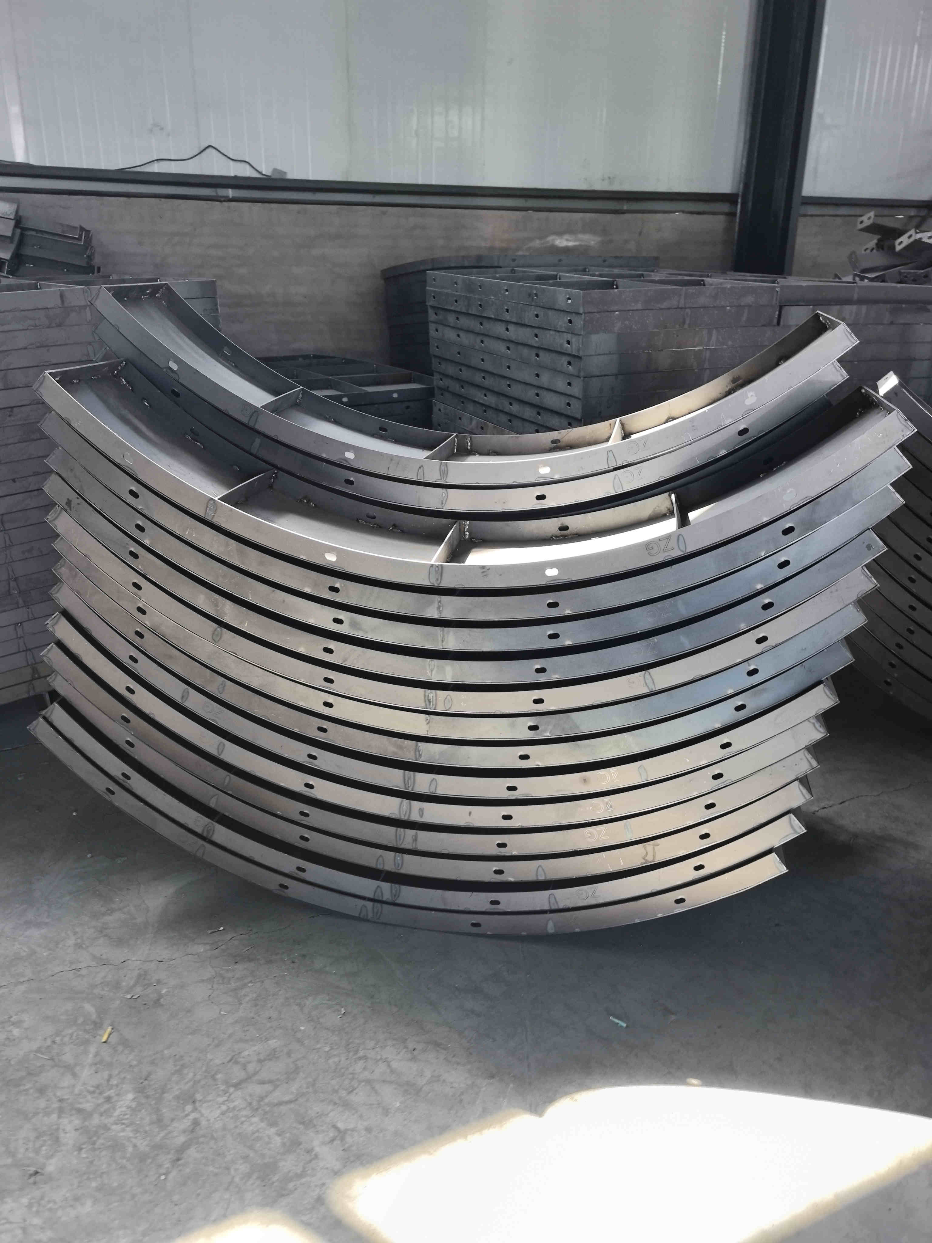 拱形骨架护坡模具加厚护坡钢模具厂家