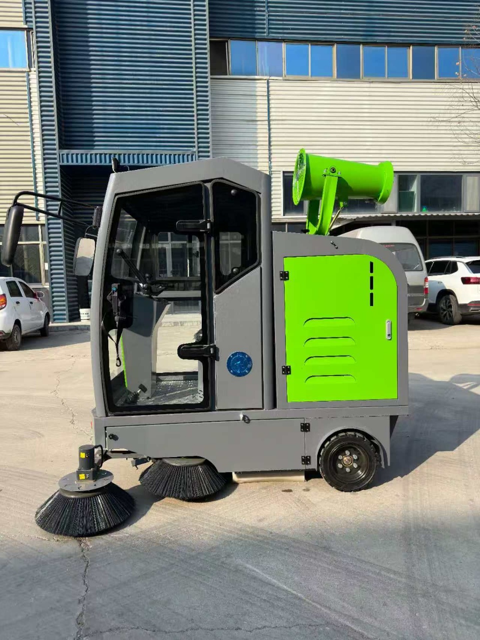 县工业电动扫地车