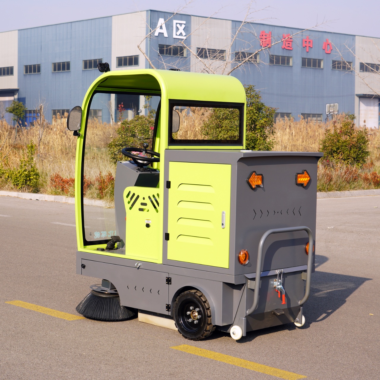 县工业电动扫地车