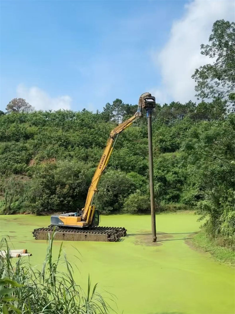 水上光伏打桩机渔光互补光伏打桩机施工队技术成熟