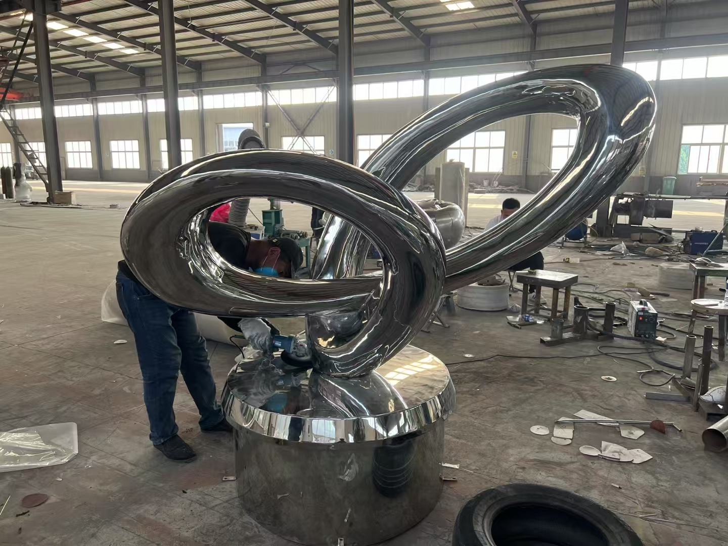 不锈钢雕塑不锈钢社区雕塑高品质现货销售